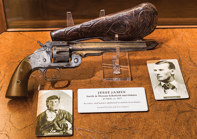 (image for) 1881 Jesse James Tooled Leather Slim Jim Gun Holster